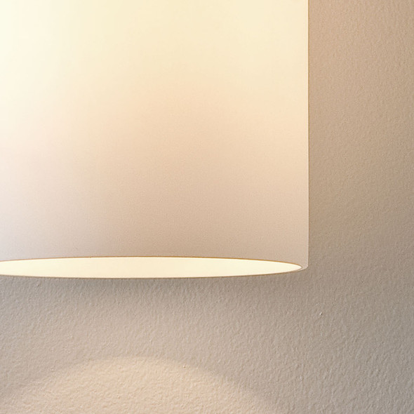 Cyl 260 in White Glass Wall Light Close Up