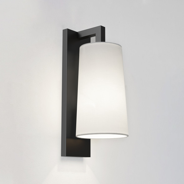 Lago 280 in Matt Black Wall Light Vertical Diffuser IP44 E27