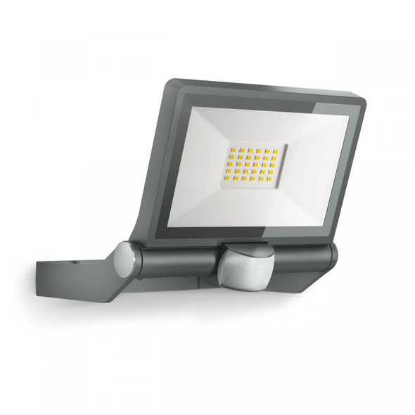 Sensor-switched LED floodlight Full Image