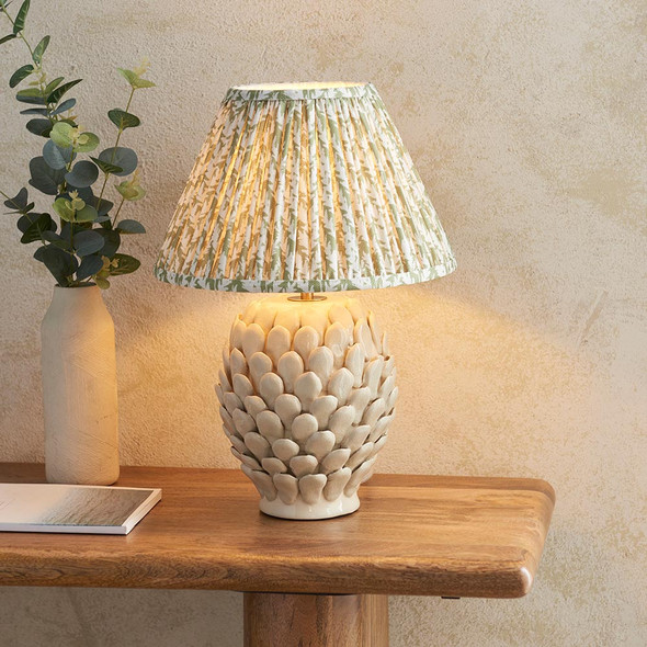 Handmade Leaf Shaped Shade Design Table Lamp