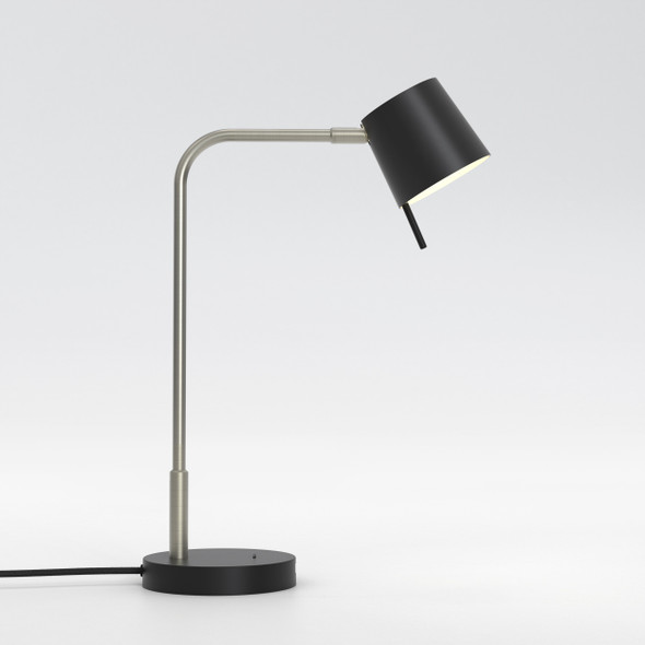 Miura Desk USB - Matt Nickel