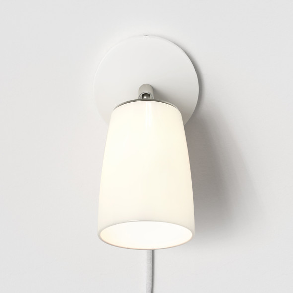Carlton Wall Plug-In - Matt White