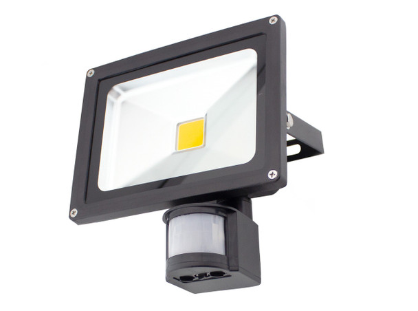 LED 20W Outdoor Floodlight Landscape Lighting 3000K PIR