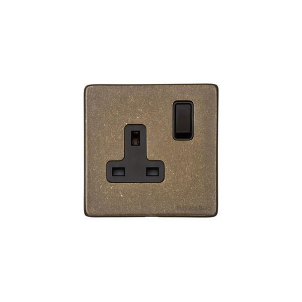 Vintage Range Single Socket (13 Amp) in Rustic Brass  - Black Trim