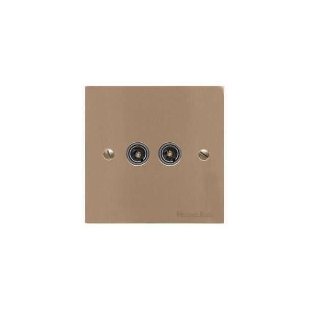 Elite Flat Plate Range TV/FM Diplexed Socket in Antique Brass  - Black Trim