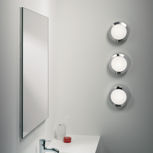 Dakota 180 in Polished Chrome Wall Bathroom Light 3 lights Installed Vertically