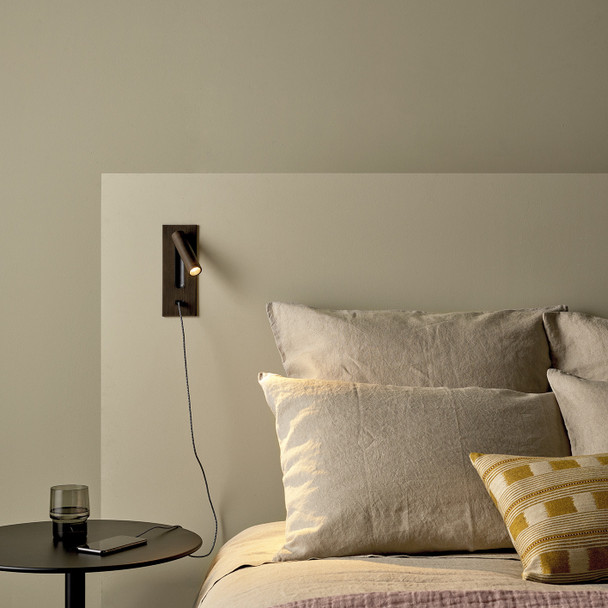 Fuse 3 USB Wall Reading Spotlight Bedside Installation