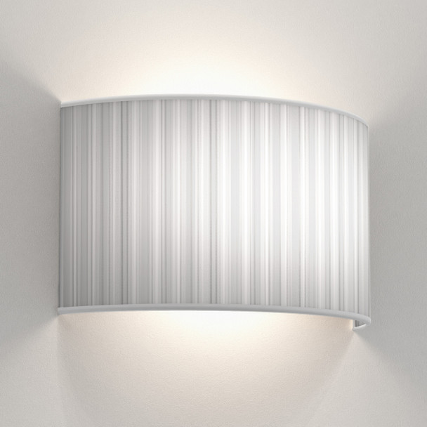 Cambria 180 Shade in White (Pleated)