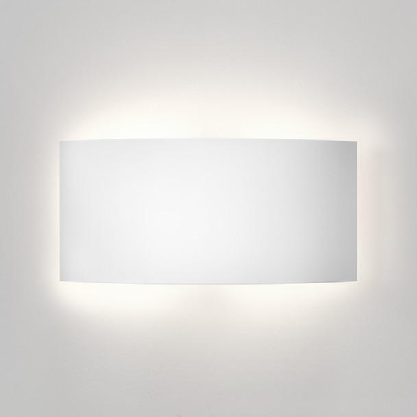 Comino 320 Wall Light Front View