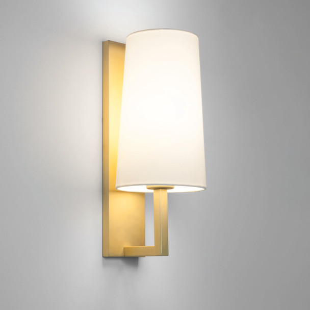 Riva 350 - Matt Gold