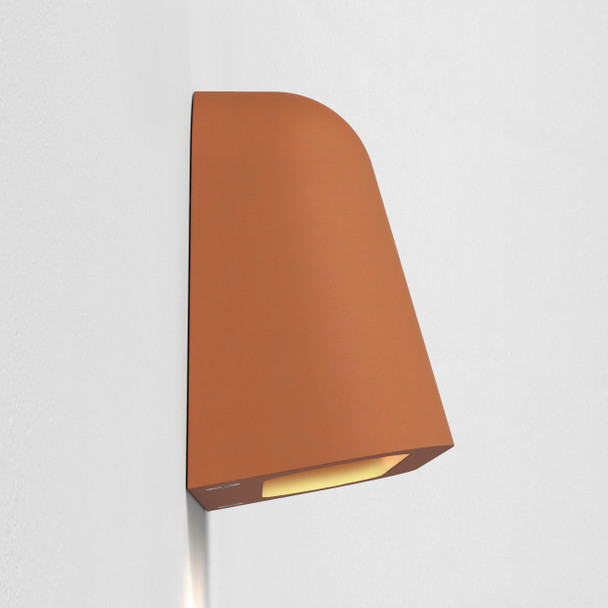 Mast Twin Coastal - Terracotta Concrete