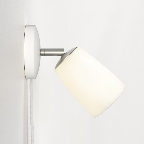 Carlton Wall Plug-In - Matt White