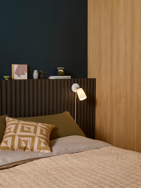 Carlton Wall Plug-In - Matt White