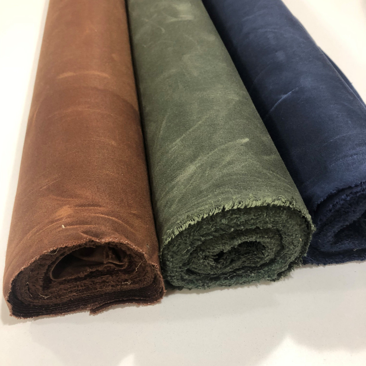 Waxed Canvas 10 oz - 145 cm wide - Multiple Colours (sold by 1/4 metre)