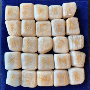 Cream Moonstone Rune Set