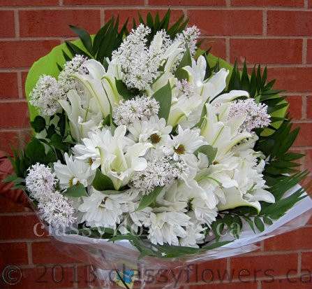 Medium size round bouquet