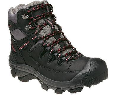 womens insulated hiking boots