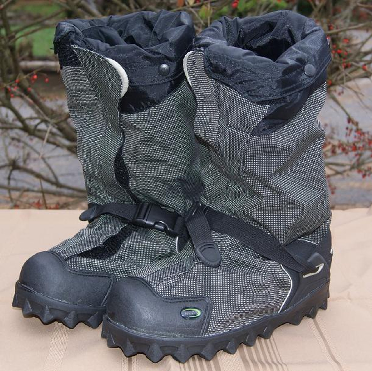 NEOS Navigator 5 Overshoes Insulated 