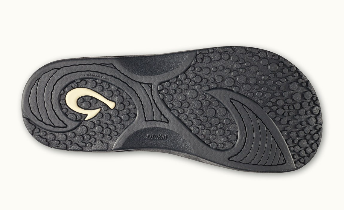 socks with sandals 2025