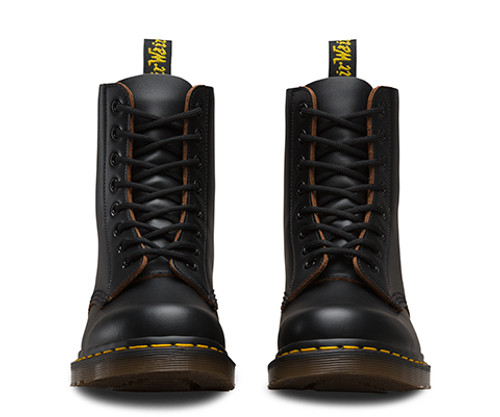 dr martens 1460 vintage black