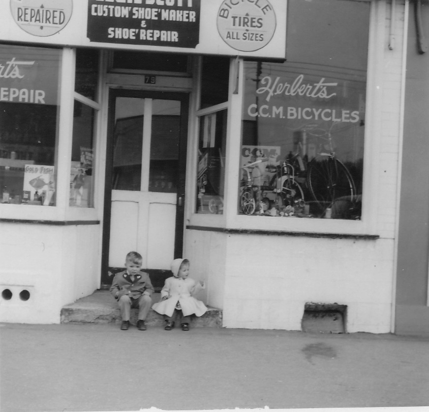 Herberts Boots and Western Wear - Alliston and Innisfil, Ontario