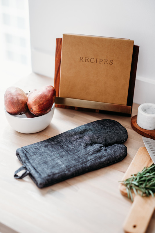 Solid Linen Potholder & Oven Mitt Set - Pearl Gray