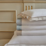 Escada Shams by Bovi