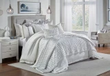 Cloud9 Design Prato Ivory Quilt Set