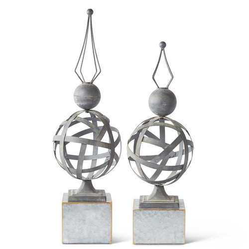 Set Of 2 Woven Metal Finials On Square Bases