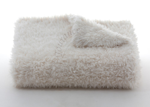 Tourance Lamb's Wool Throw in Ivory