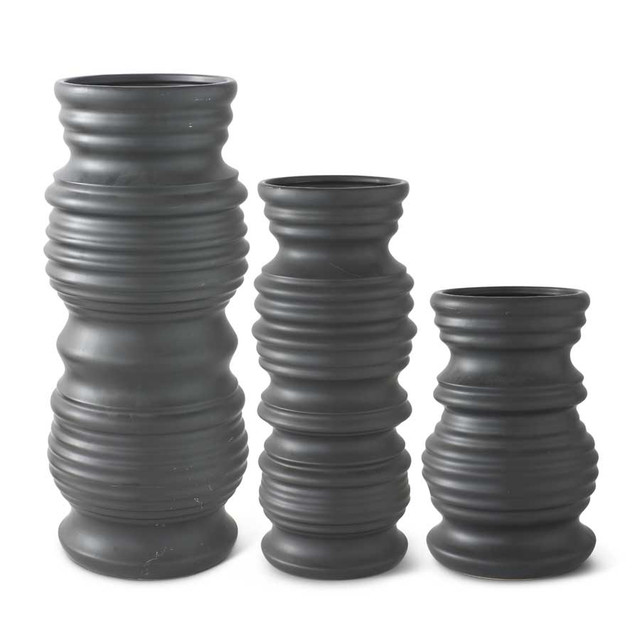 Set Of 3 Matte Black Stoneware Ribbed Vases