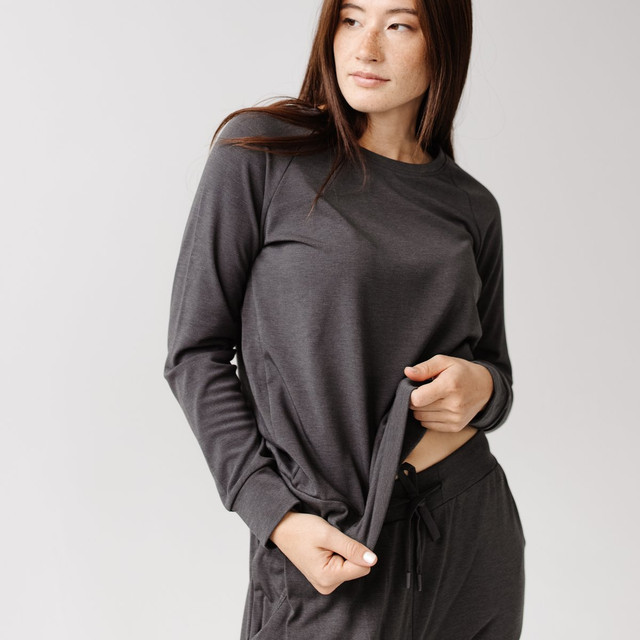 Cozy Earth Women's Ultra-Soft Bamboo Pullover Crew - Charcoal