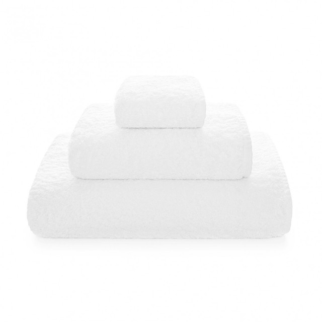 Grand Egoist Towels by Graccioza
