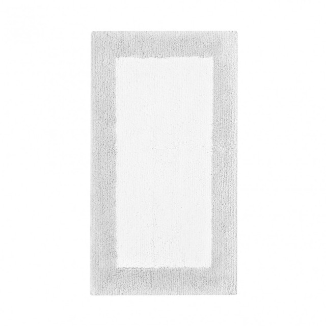 Graccioza Bicolore Bath Rug in Cloud/White