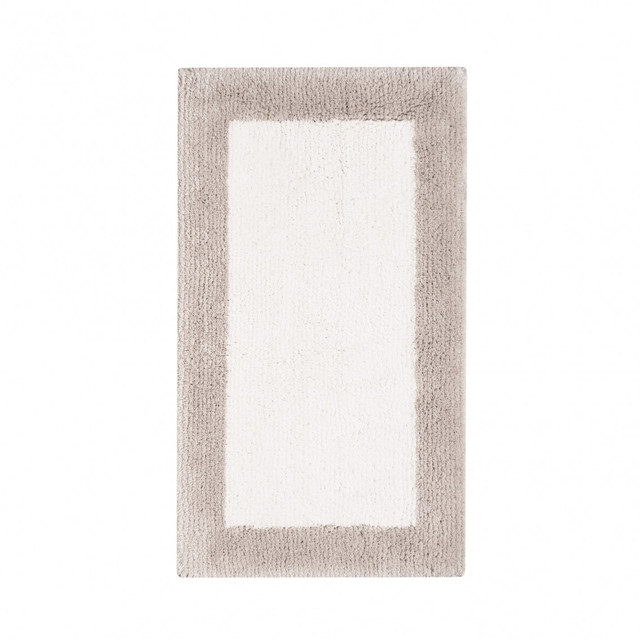 Graccioza Bicolore Bath Rug in Fog/Snow