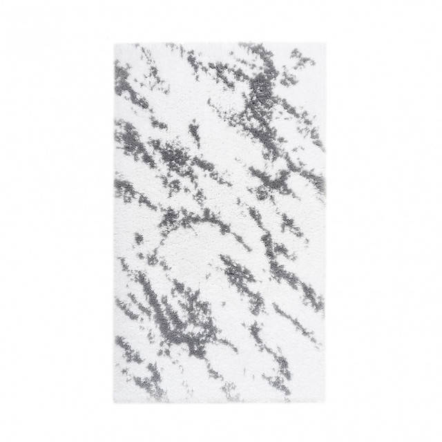 Graccioza Mabel Bath Rug in Silver/White