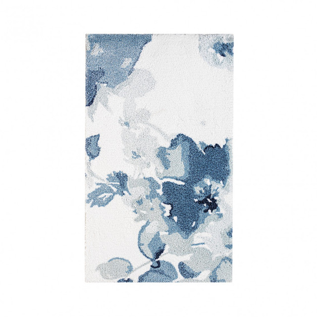 Graccioza Bella Bath Rug in Multi 1