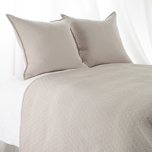 Indi Mattelasse Coverlet by India's Heritage
