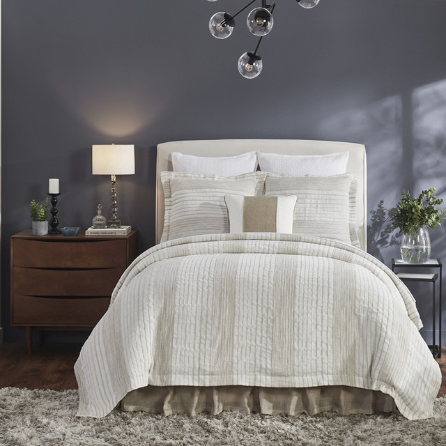 Ellora Casa by India's Heritage Avalon Duvet Cover in Natural White