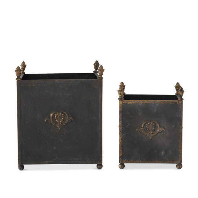 K&K Interiors Set of 2 Black & Gold Metal Square Planters
K&K Interiors Set of 2 Black & Gold Metal Square Planters