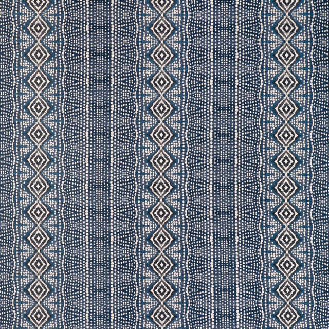 Kravet Design in 37246-5, Upholstery Fabric