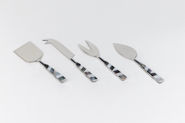 Go Home Ltd - Corrine Cheese Set