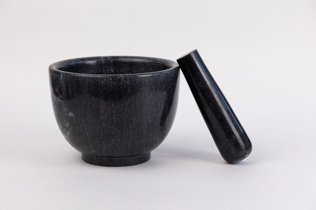 Go Home Ltd - MABLE MORTAR & PESTLE