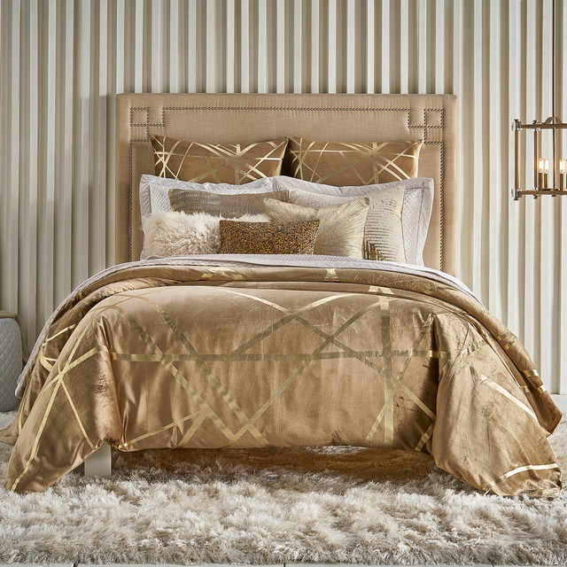 Cloud9 Design Rica Stone Gold Velvet Duvet Cover