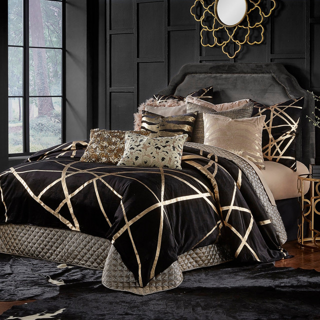 Cloud9 Design Rica Black Gold Velvet Duvet Cover