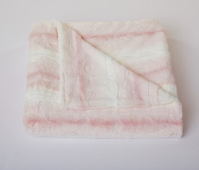 Tourance - Laurant Throw in Sorbet Pink
