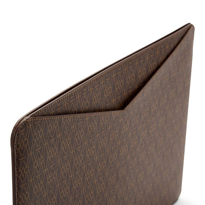 Wolf - Signature 13" Laptop Sleeve in Brown (777033)