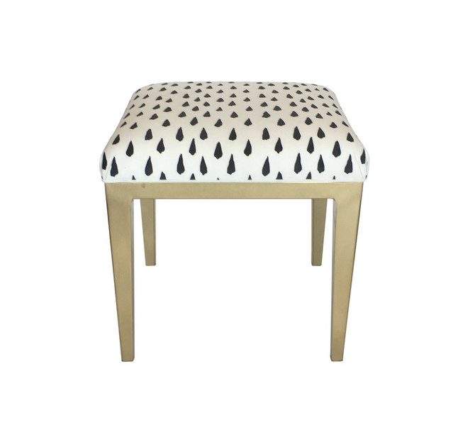 Frenchy Ottoman in White Minsk