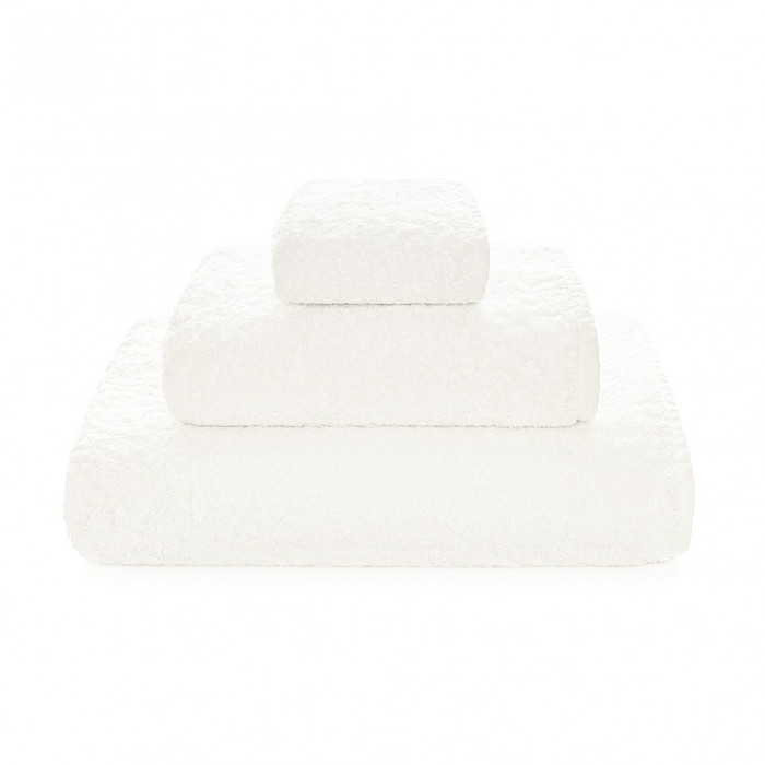 Grand Egoist Towels by Graccioza