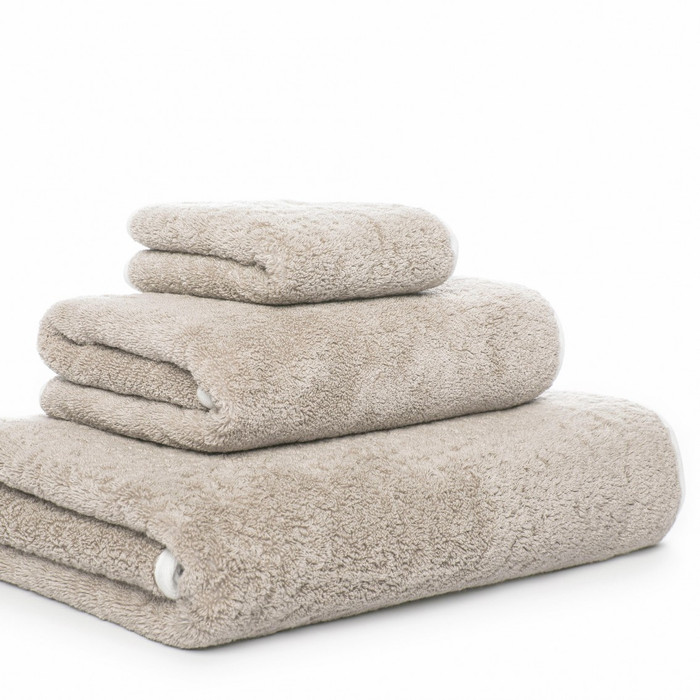 Bicolore Towels by Graccioza
